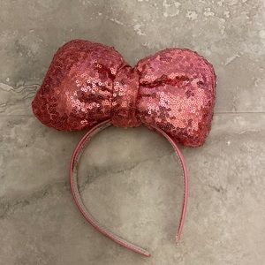 Headband from the first Hello Kitty x SCL launch